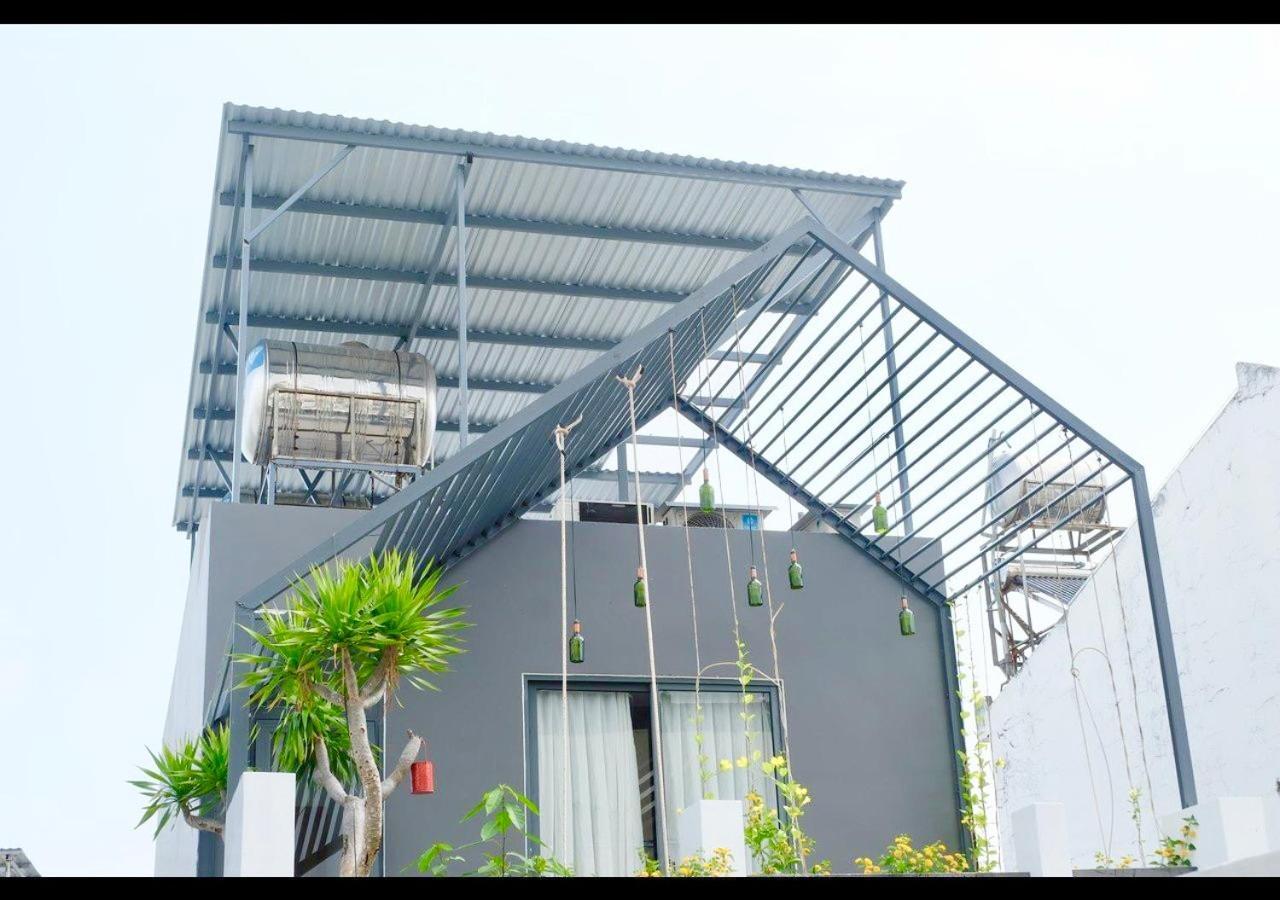 6 Bedroom House - Best Location - 5Mins My Khe Beach Дананг Екстериор снимка